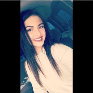 Meet your Posher, Kambree